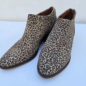 Lucky Brand cheetah animal print zipper heel booties size 8.5 Pre-owned